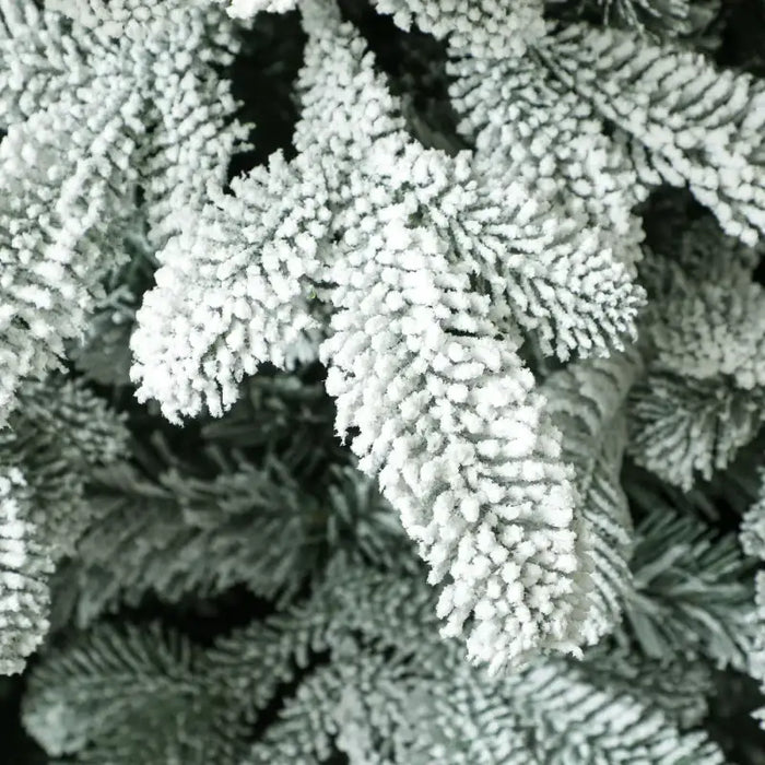 7ft Artificial Christmas Tree – Snow-Kissed Finish | 1867 Realistic Branch Tips HOMCOM - Little and Giant Explorers HOMCOM