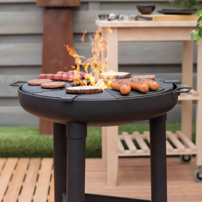 BBQ 'Plancha' Grill in Black - Little and Giant Explorers RedFire