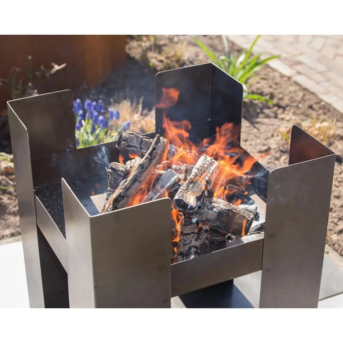 Fire Pit 'Hollola' in Grey - Little and Giant Explorers RedFire