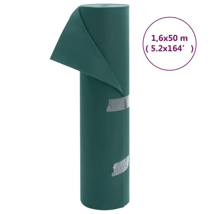 Green garden fleece roll, 1.6x50m, non-woven fabric, standing upright.