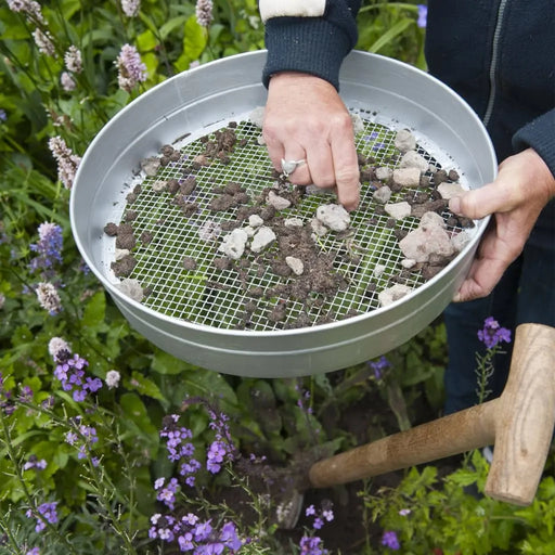 Garden Sieve | Mesh 6 mm | Ø37 cm - Little and Giant Explorers Nature