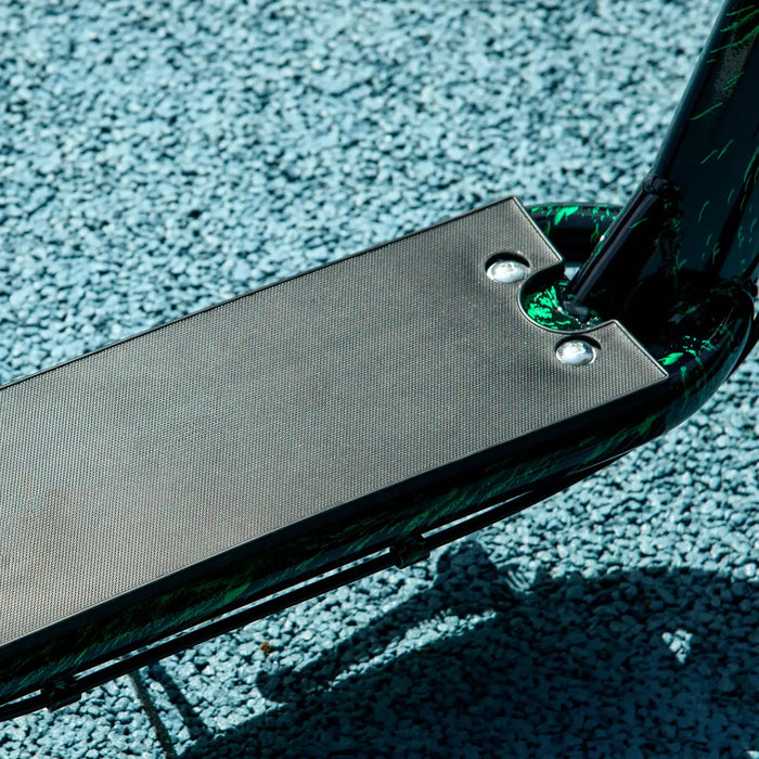 Kids Kick Scooter with Adjustable Handlebar in Green - Little and Giant Explorers AIYAPLAY