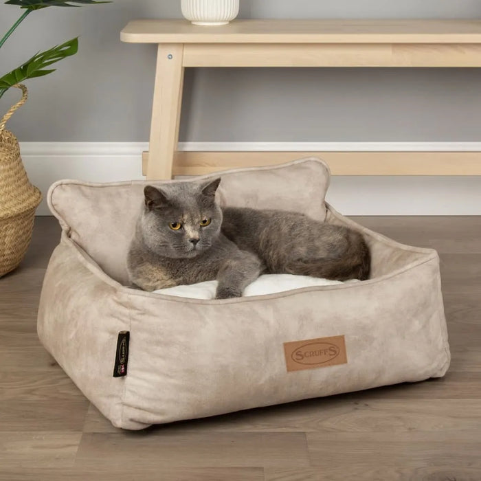 Large Dog and Cat Bed Kensington in Cream (90 x 70cm) - Little and Giant Explorers Scruffs & Tramps