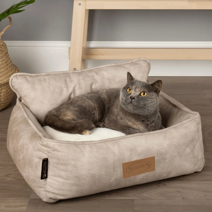 Large Dog and Cat Bed Kensington in Cream (90 x 70cm) - Little and Giant Explorers Scruffs & Tramps