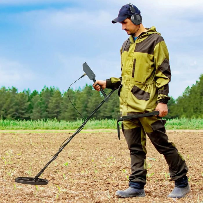 Metal Detector with Higher Accuracy IP68 and LCD Display - Little and Giant Explorers Outsunny