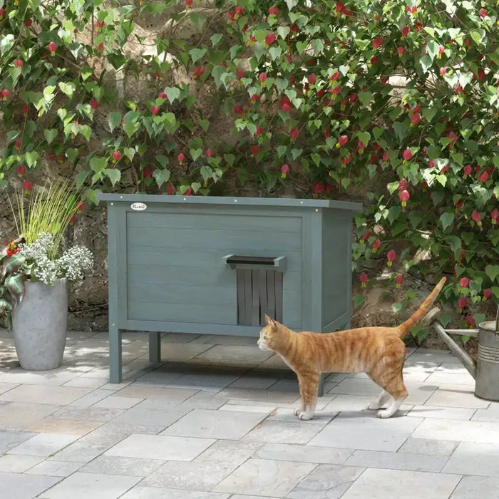 Outdoor Insulated Cat House - Grey | Wooden Shelter - Foam Insulation and Asphalt Roof PAWHUT - Little and Giant Explorers PawHut