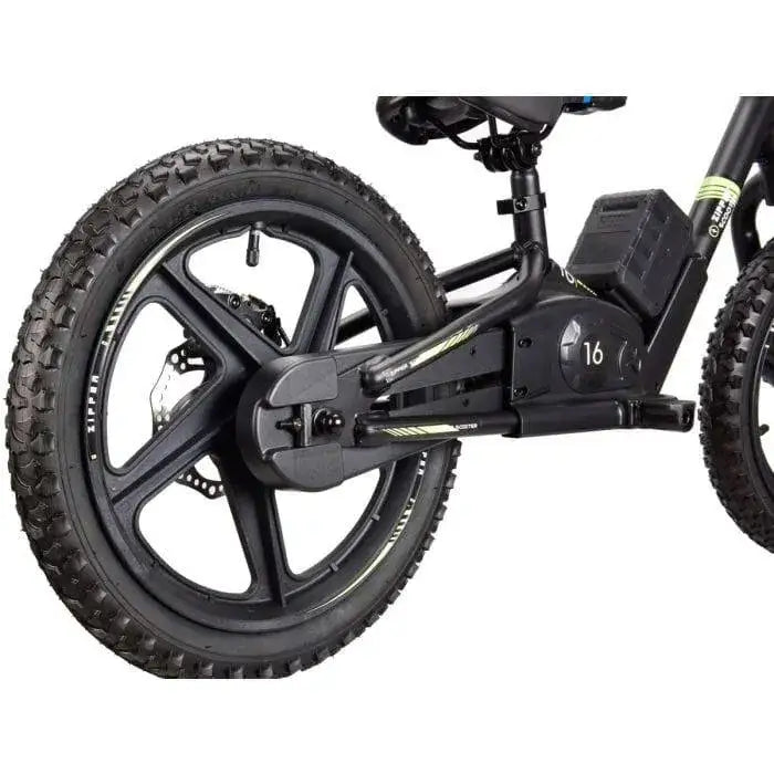 16-inch wheel of reconditioned 21V electric balance bike for kids with textured tire