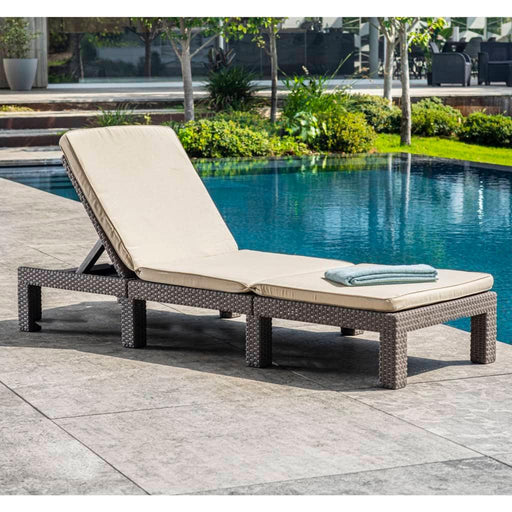 Sunlounger with Cushion 'Daytona' in Cappuccino - Little and Giant Explorers Keter