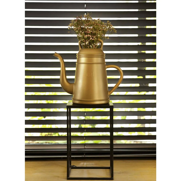 Watering Can 'Xala Lungo' in Gold 12 L - Little and Giant Explorers Capi