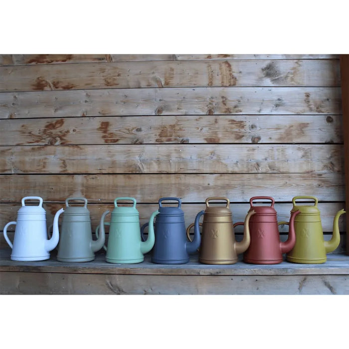 Watering Can 'Xala Lungo' in Grey 12 L - Little and Giant Explorers Capi