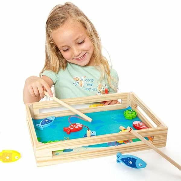 Wooden Fishing Game - Little and Giant Explorers Moltó