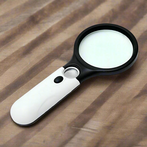 45X Loupe Magnifying Glass with Illuminated LED Light for Reading and Jewellery - Little and Giant Explorers Little and Giant Explorer